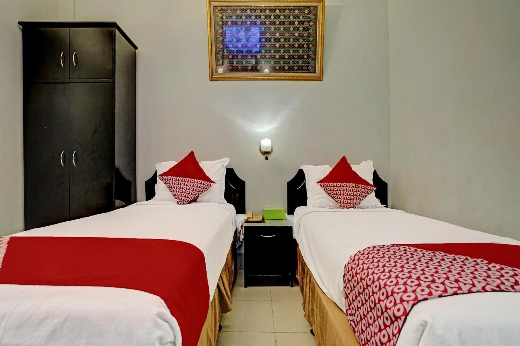 Super Oyo 91805 Hotel Wisma Bari Palembang Exterior photo