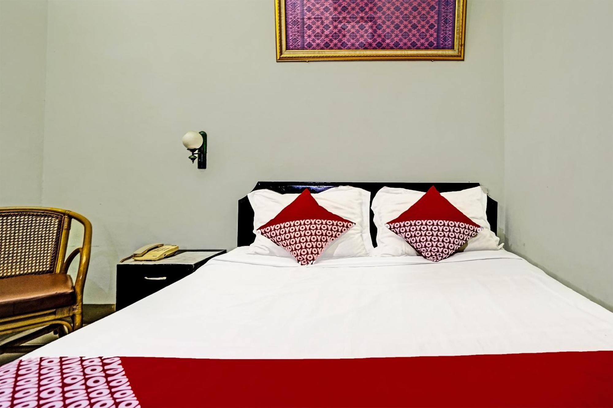 Super Oyo 91805 Hotel Wisma Bari Palembang Exterior photo